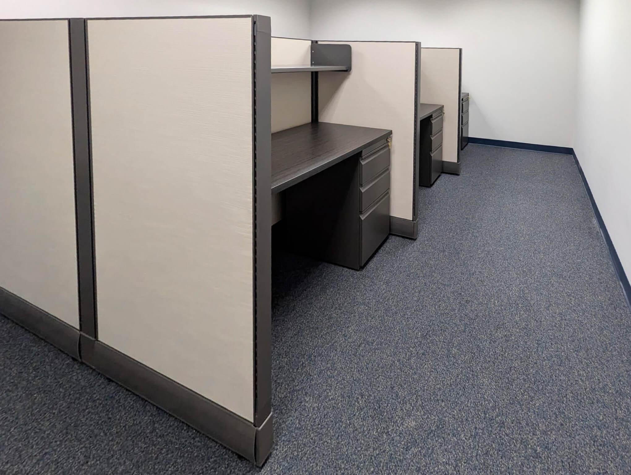 Office cubicle installation 490 2 Office cubicle installation 490 2